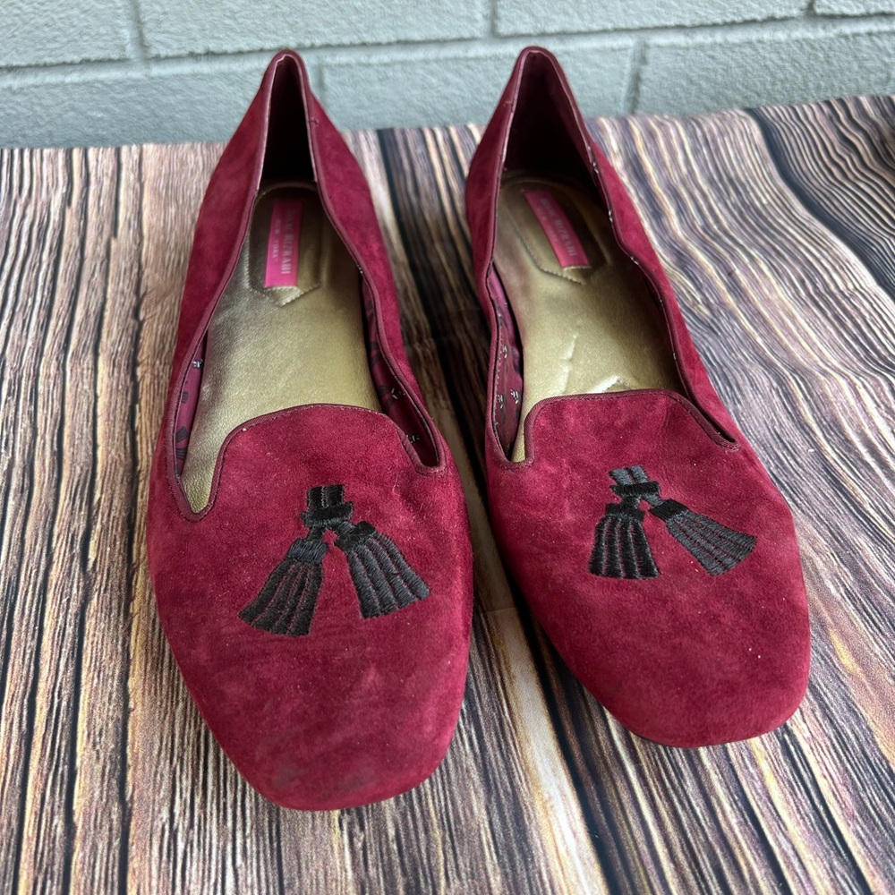 Isaac Mizrahi burgundy size 11 suede flats